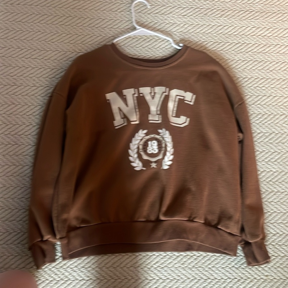 never worn light brown crew neck over sized